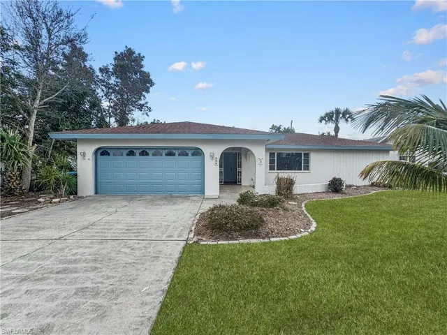 206 Se 46th Ter, Cape Coral, Florida 33904