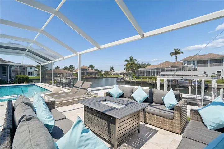 1775  Waterfall  CT, Marco Island, FL 34145