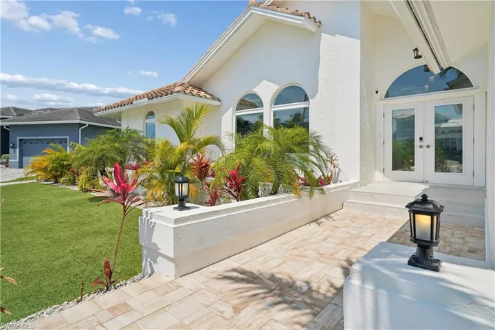 1775  Waterfall  CT, Marco Island, FL 34145