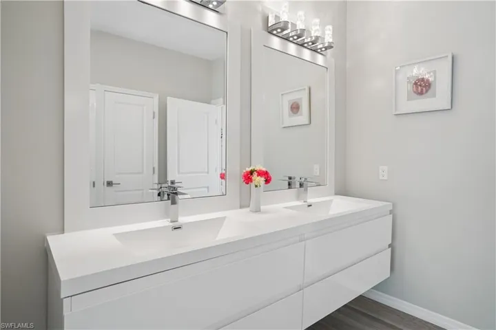 1775  Waterfall  CT, Marco Island, FL 34145