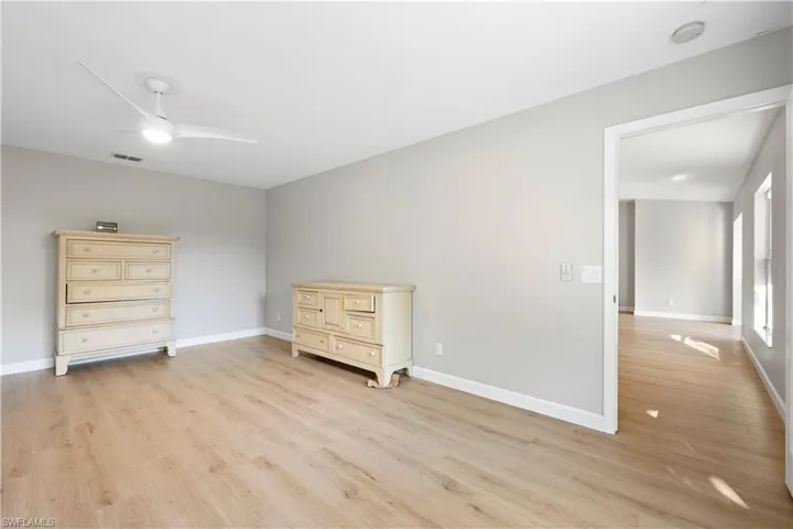 Guest Bedroom 2 with murphy bed