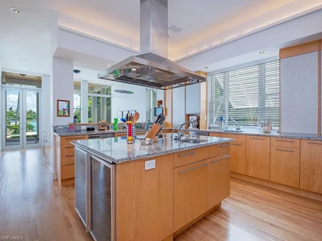 4253 Cutlass Ln, Naples, Florida 34102