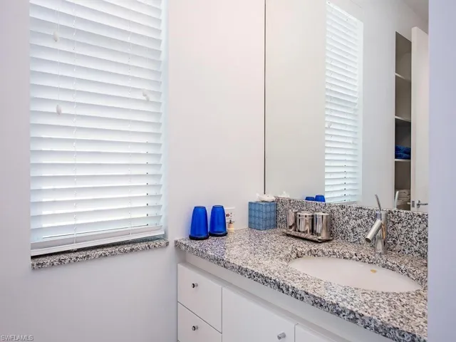 4253 Cutlass Ln, Naples, Florida 34102