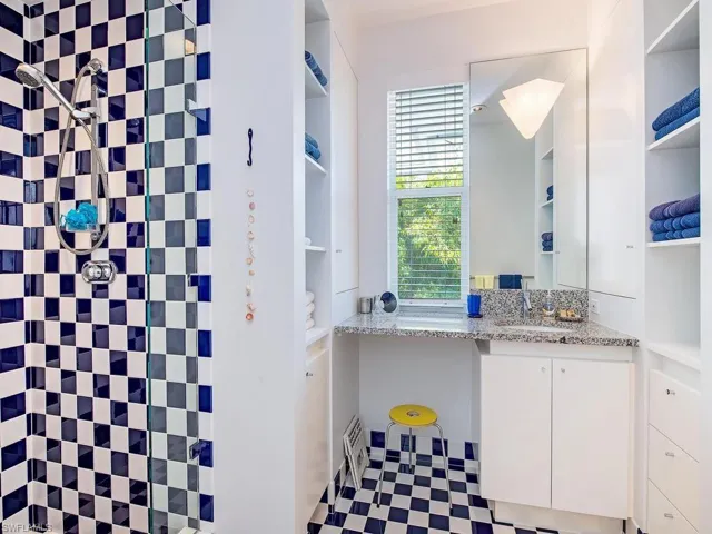 4253 Cutlass Ln, Naples, Florida 34102