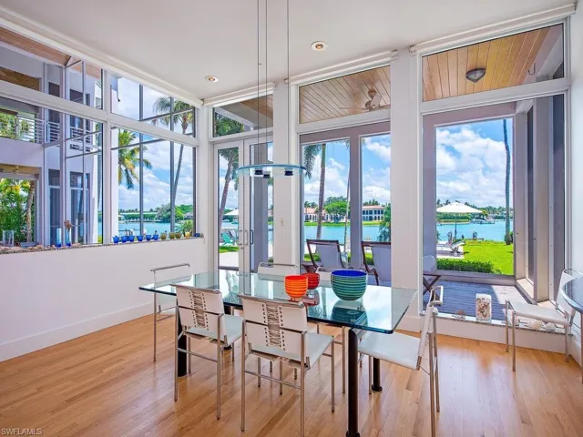 4253 Cutlass Ln, Naples, Florida 34102
