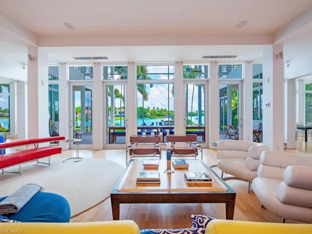4253 Cutlass Ln, Naples, Florida 34102