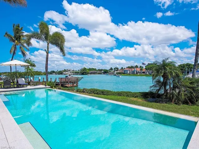 4253 Cutlass Ln, Naples, Florida 34102