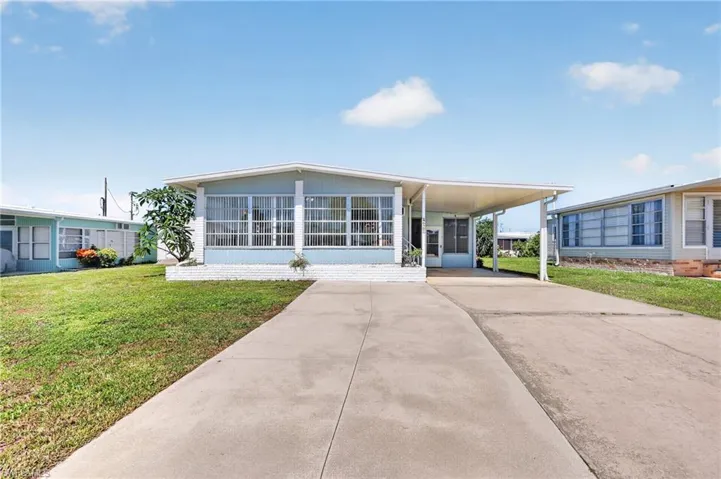 557 Peace Lake Ct, North Fort Myers, Florida 33917