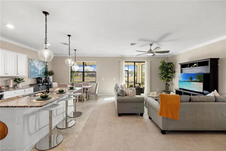 9258 Shadow Oak Ln, Naples, Florida 34120