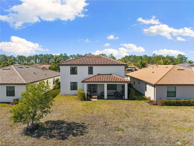 9258  Shadow Oak  LN, Naples, FL 34120