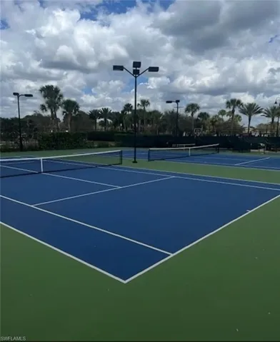 9258  Shadow Oak  LN, Naples, FL 34120