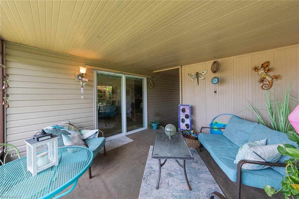119 Calais CT, Naples, FL 34112,225041468