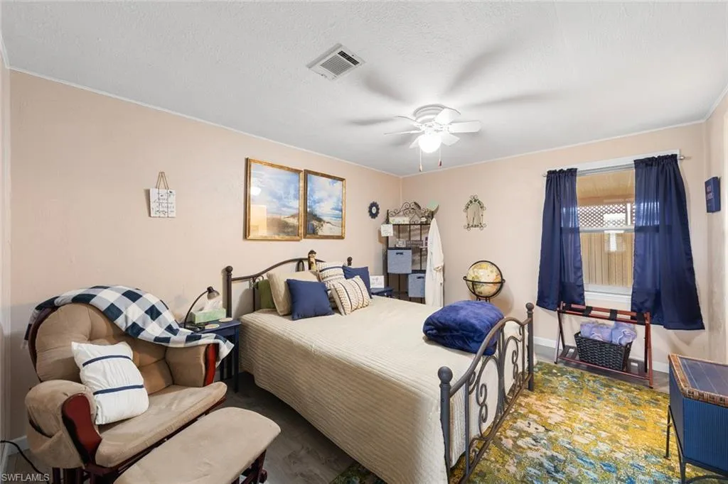 119 Calais CT, Naples, FL 34112,225041468