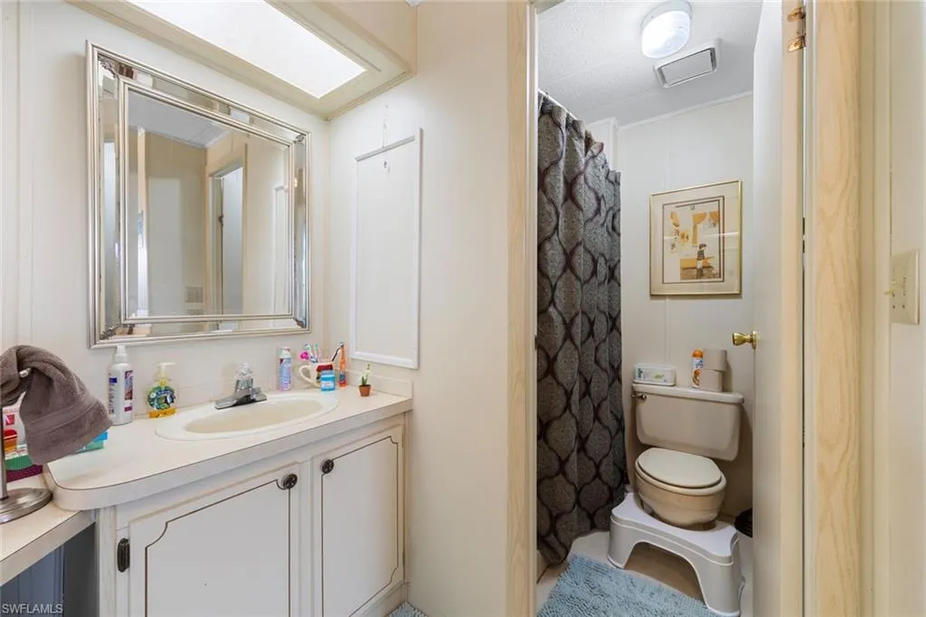 119 Calais CT, Naples, FL 34112,225041468
