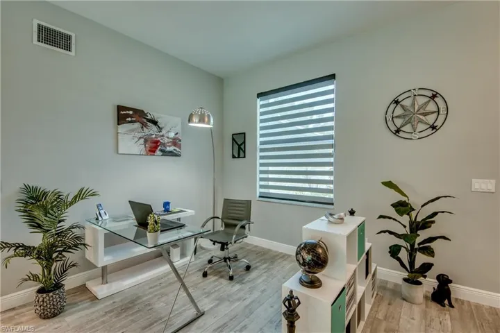 1101 Sw 20th Ave, Cape Coral, Florida 33991