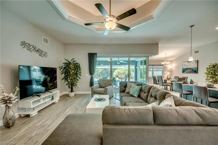 1101 Sw 20th Ave, Cape Coral, Florida 33991