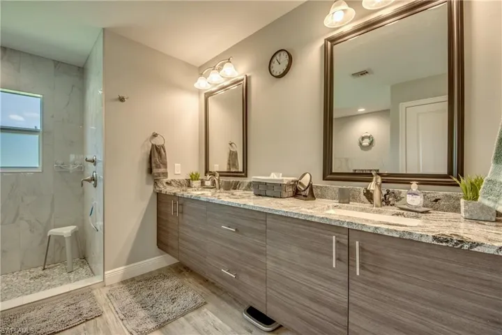 1101 Sw 20th Ave, Cape Coral, Florida 33991