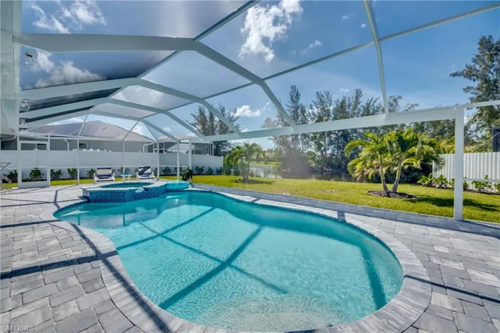 1101 Sw 20th Ave, Cape Coral, Florida 33991