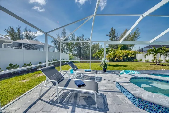 1101 Sw 20th Ave, Cape Coral, Florida 33991