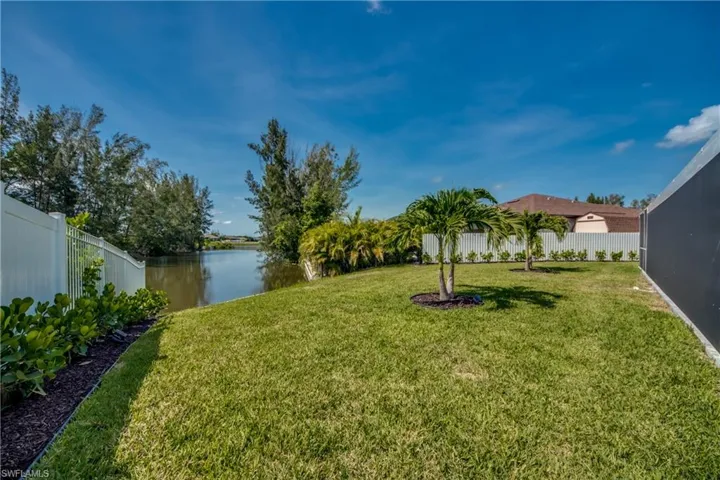 1101 Sw 20th Ave, Cape Coral, Florida 33991