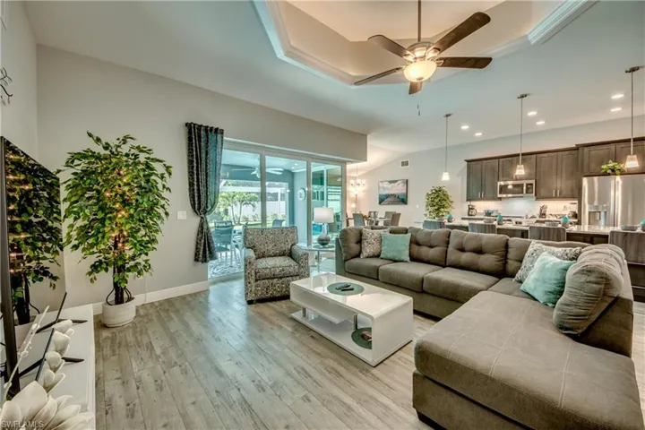 1101 Sw 20th Ave, Cape Coral, Florida 33991