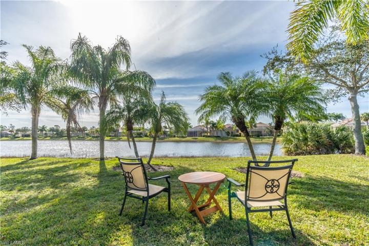 8662 Erice CT, NAPLES FL 34114