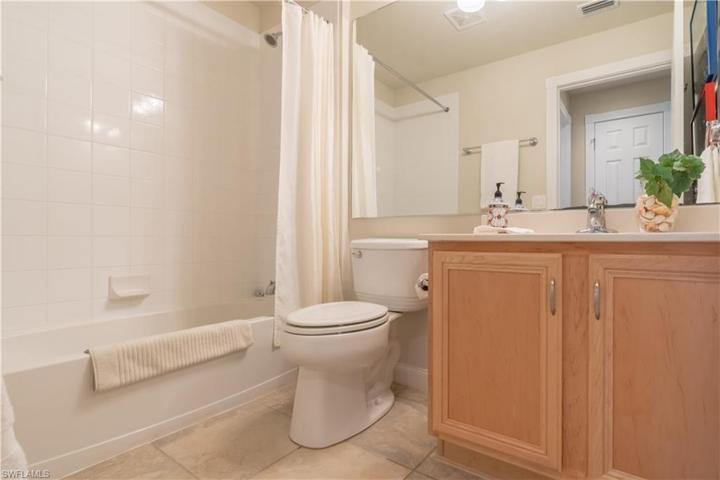 8662 Erice CT, NAPLES FL 34114