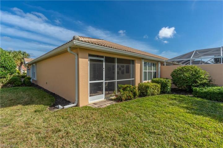 8662 Erice CT, NAPLES FL 34114