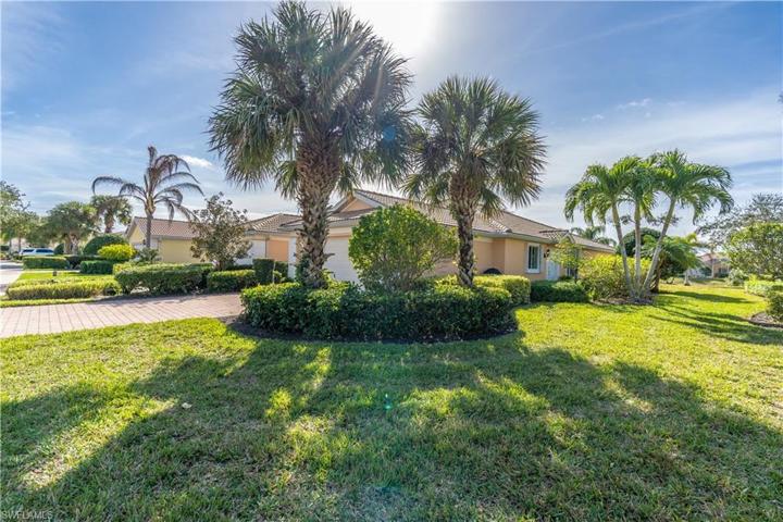 8662 Erice CT, NAPLES FL 34114