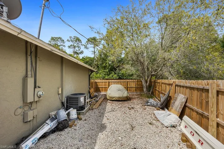175 5th ST, NAPLES FL 34113