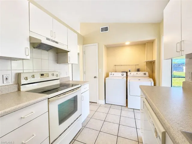 4135 Sw 7th Pl, Cape Coral, Florida 33914