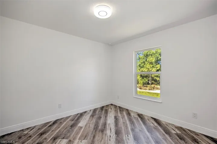 Guest bedroom 3