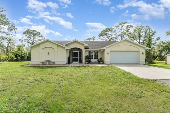 11600  Shirley  LN, North Fort Myers, FL 33917