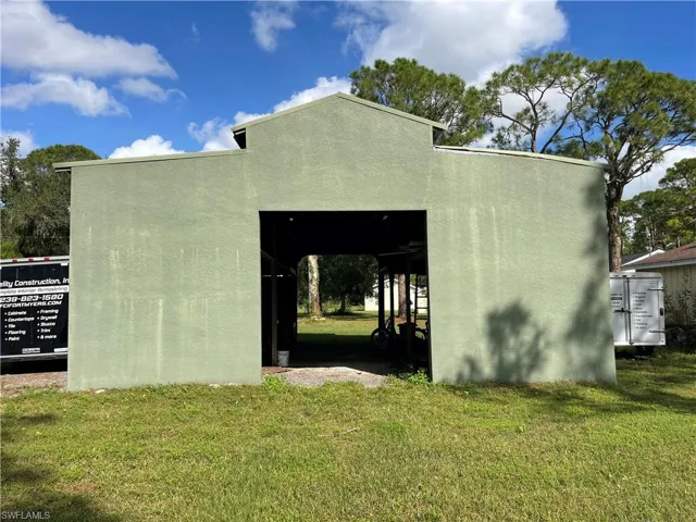 11600  Shirley  LN, North Fort Myers, FL 33917