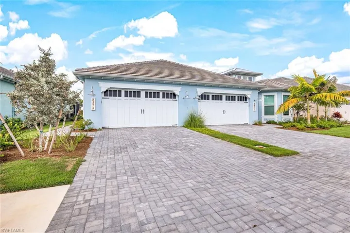6875  Saona  CT, Naples, FL 34113