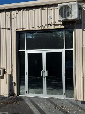 1133 Industrial Blvd C17, Naples, Florida 34104
