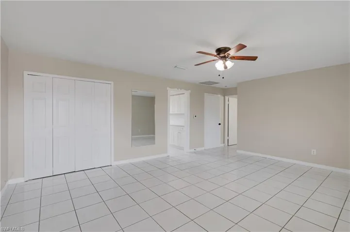 2927 Se 15th Pl 4, Cape Coral, Florida 33904