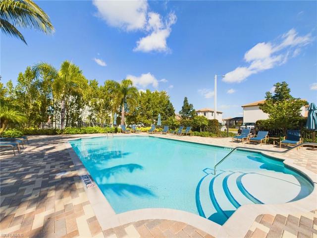 9000 Madrid CIR, NAPLES FL 34104