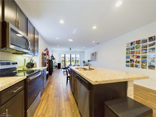 9000 Madrid CIR, NAPLES FL 34104