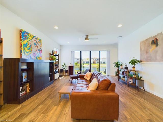 9000 Madrid CIR, NAPLES FL 34104