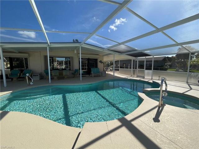 1399 Harbor View DR, NORTH FORT MYERS FL 33917