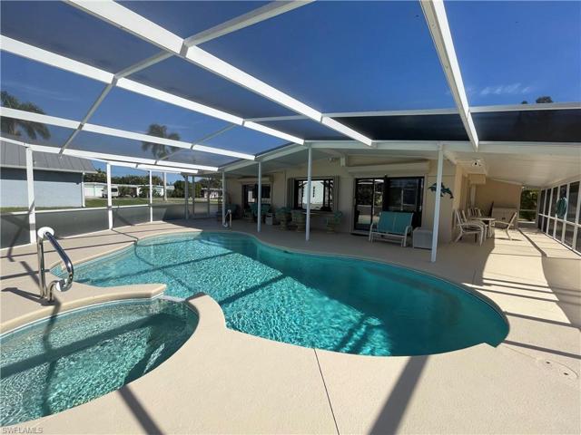 1399 Harbor View DR, NORTH FORT MYERS FL 33917