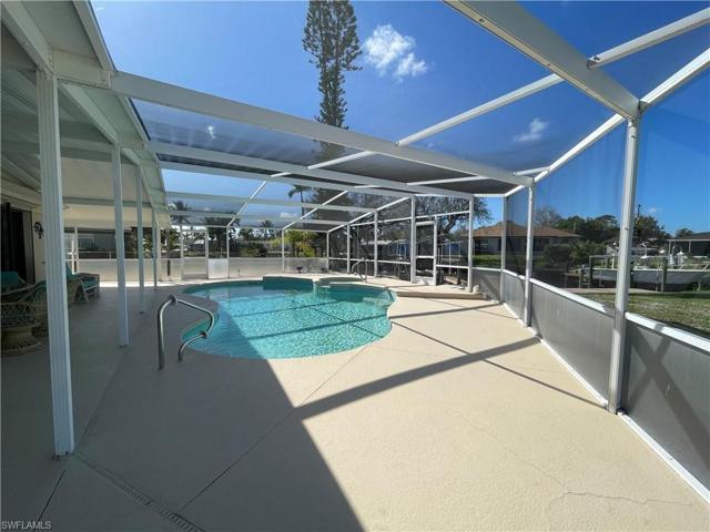 1399 Harbor View DR, NORTH FORT MYERS FL 33917