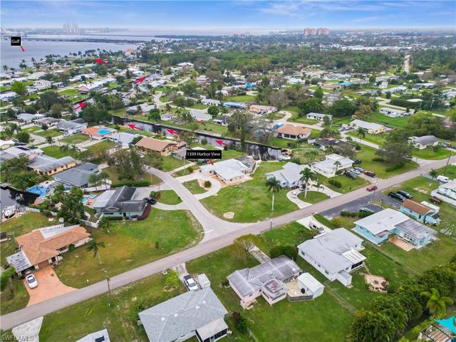 1399 Harbor View DR, NORTH FORT MYERS FL 33917