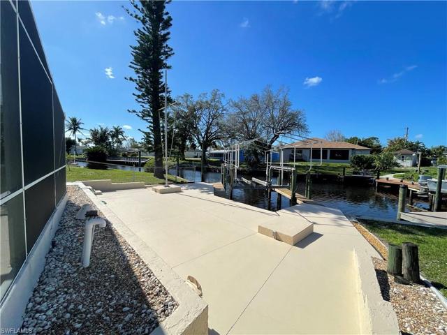 1399 Harbor View DR, NORTH FORT MYERS FL 33917