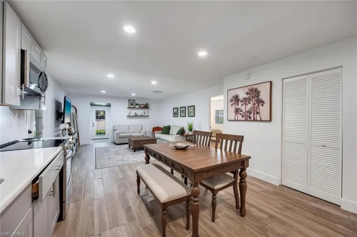 2432  Lake  AVE, Naples, FL 34112