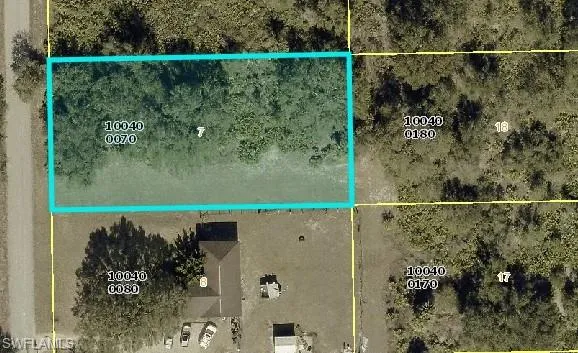 Map of property location featuring property boundaries highlighted