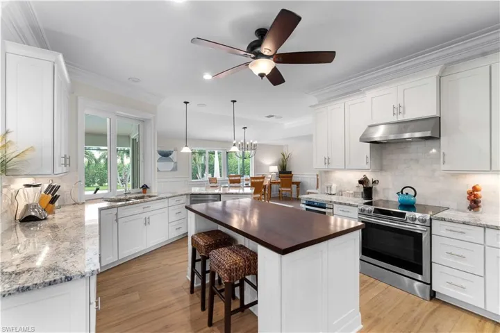 535 Anchor Rode Dr, Naples, Florida 34103