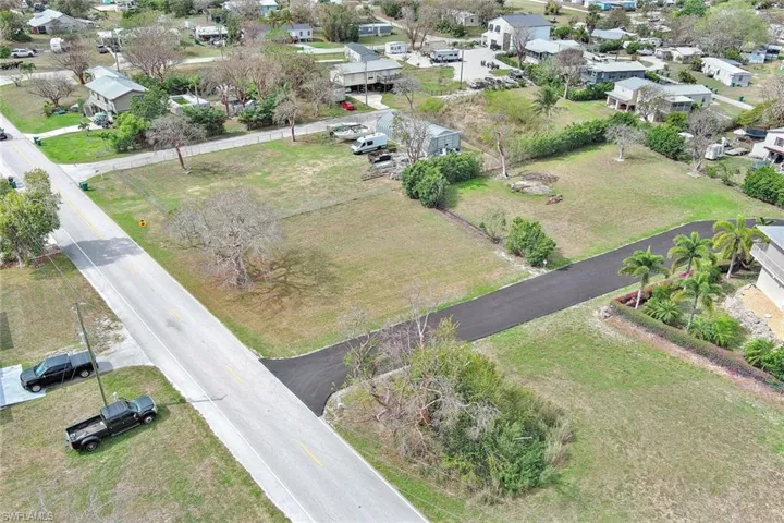 261  Smallwood  DR, Chokoloskee, FL 34138