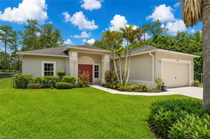 818 Desoto Ave S, Lehigh Acres, Florida 33972